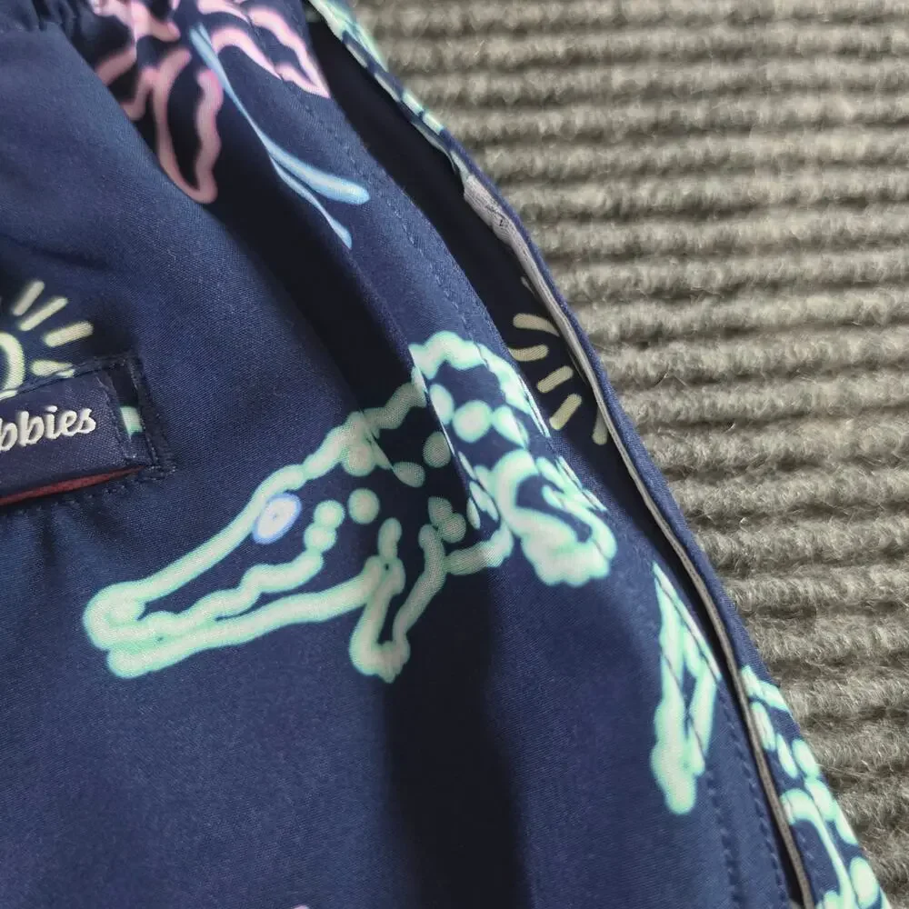CHUBBIES Men's Size Medium 5.5